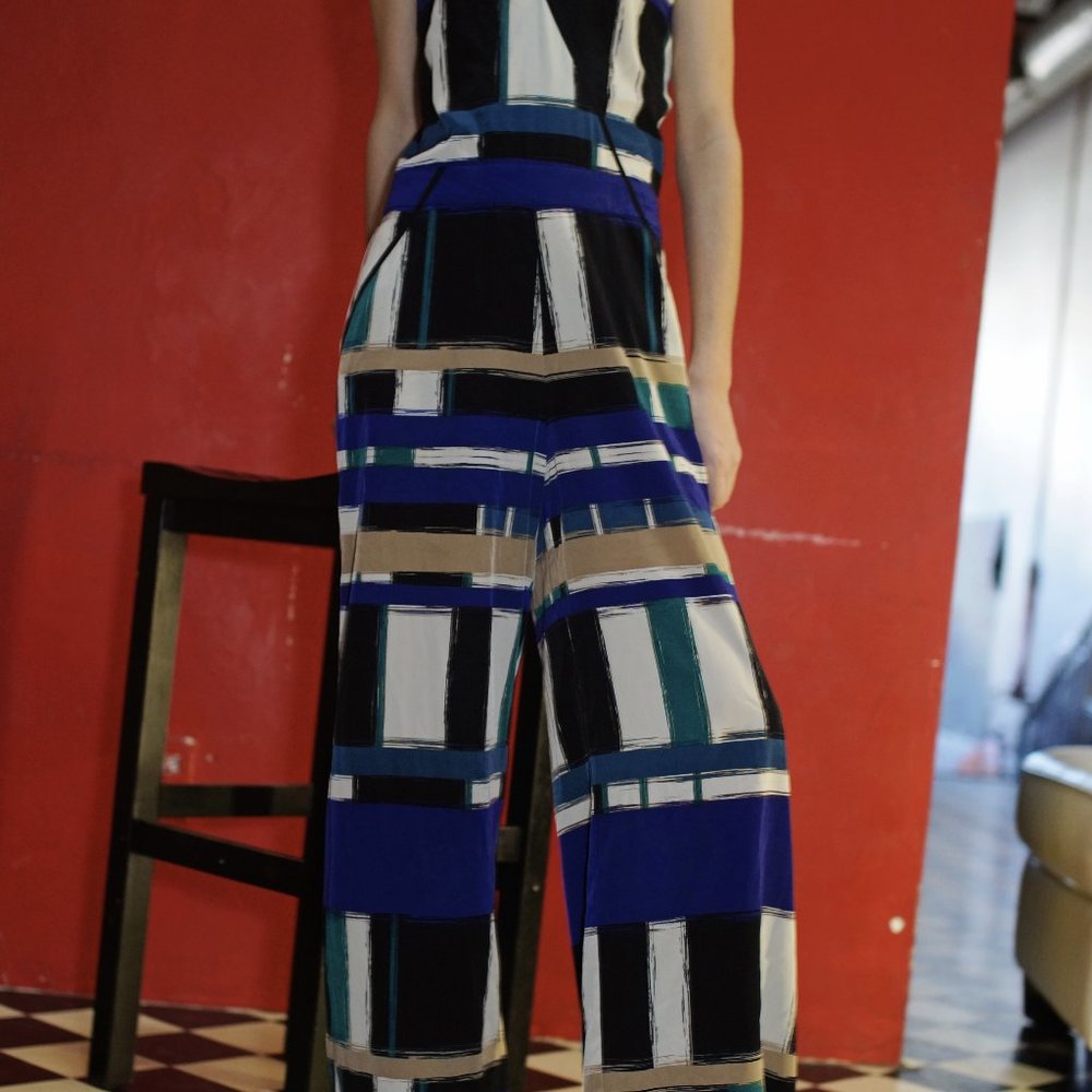 Abstract Print, Silky Pantsuit - image 2